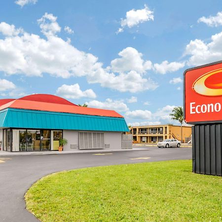 Econo Lodge North North Fort Myers Extérieur photo