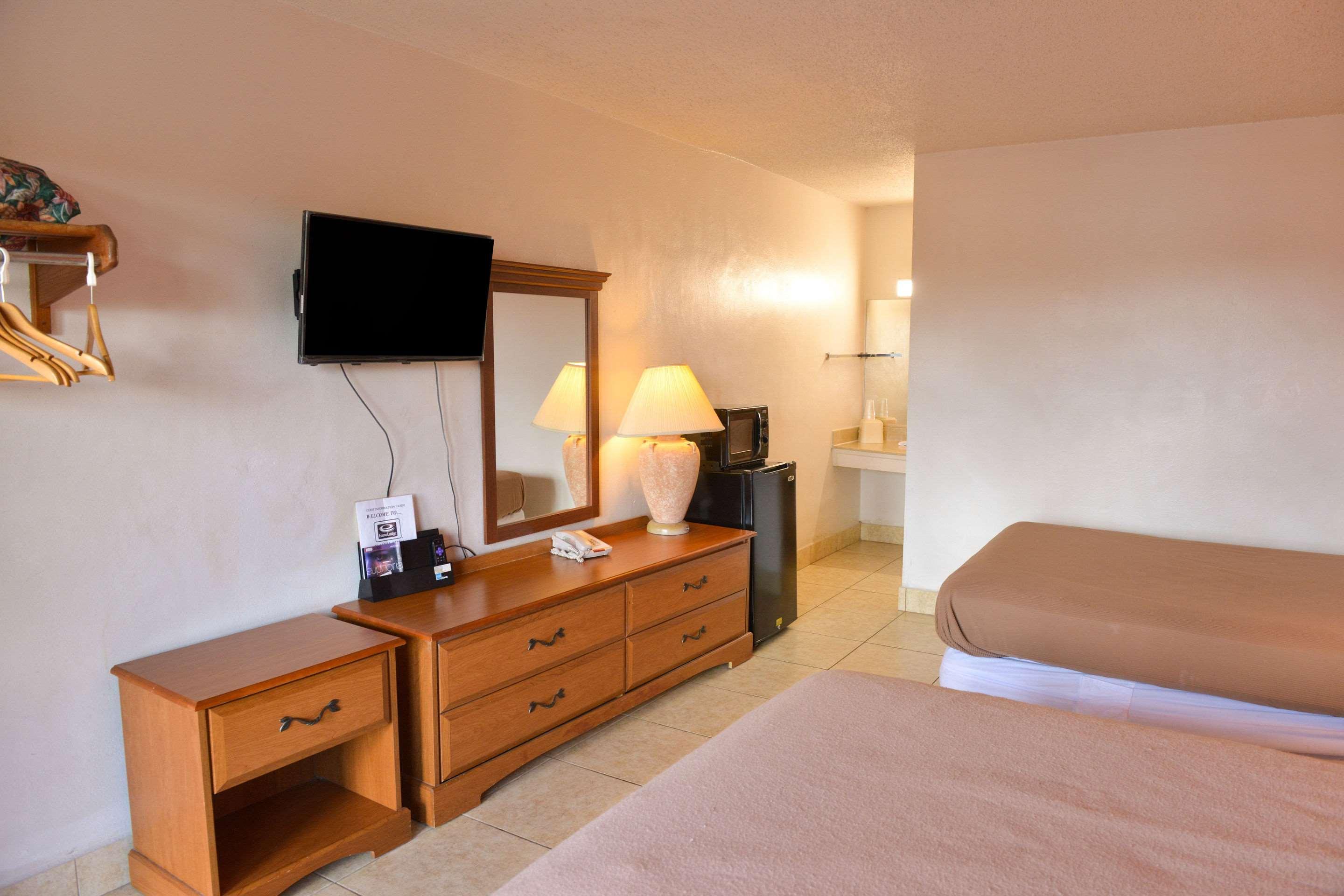 Econo Lodge North North Fort Myers Extérieur photo