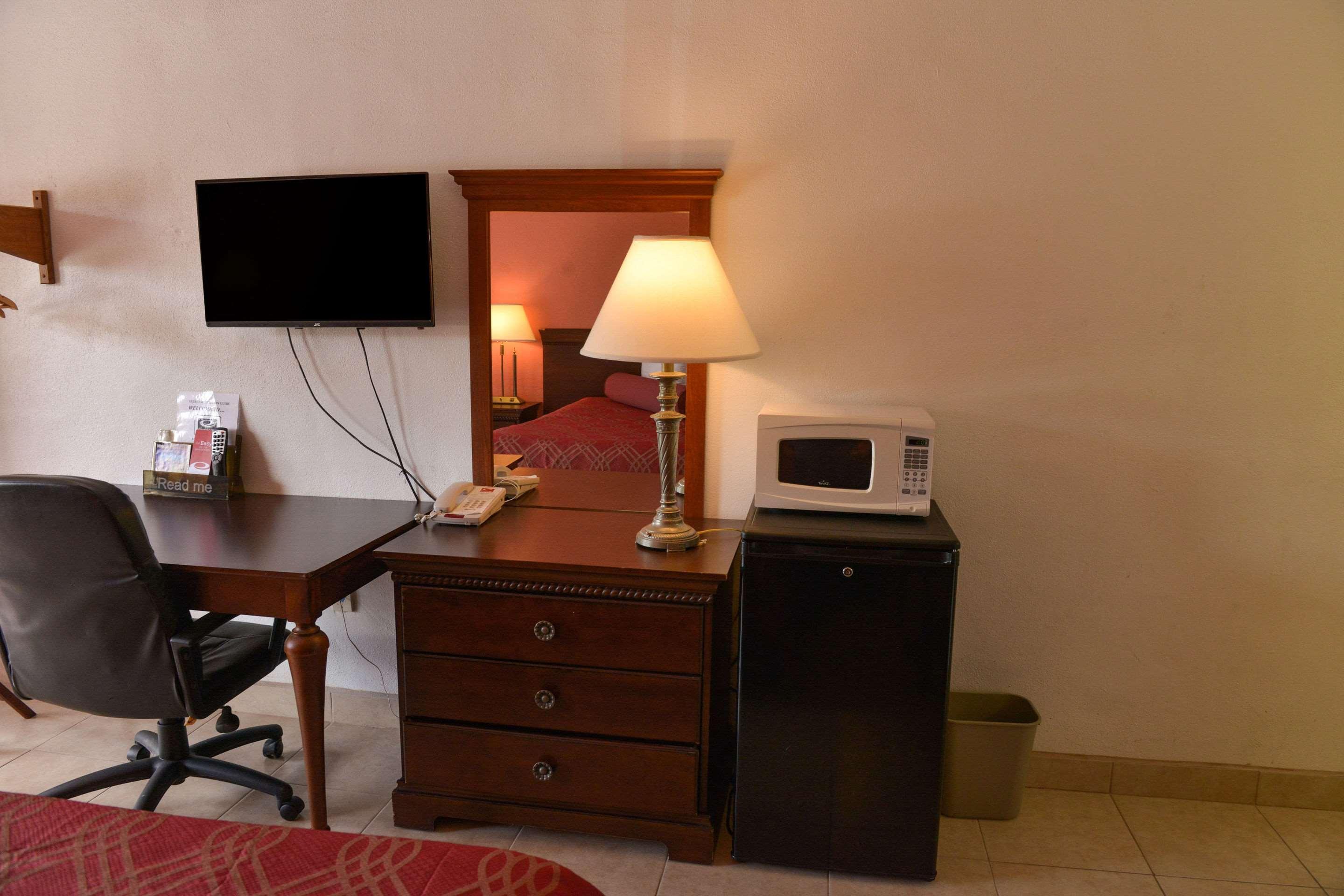 Econo Lodge North North Fort Myers Extérieur photo