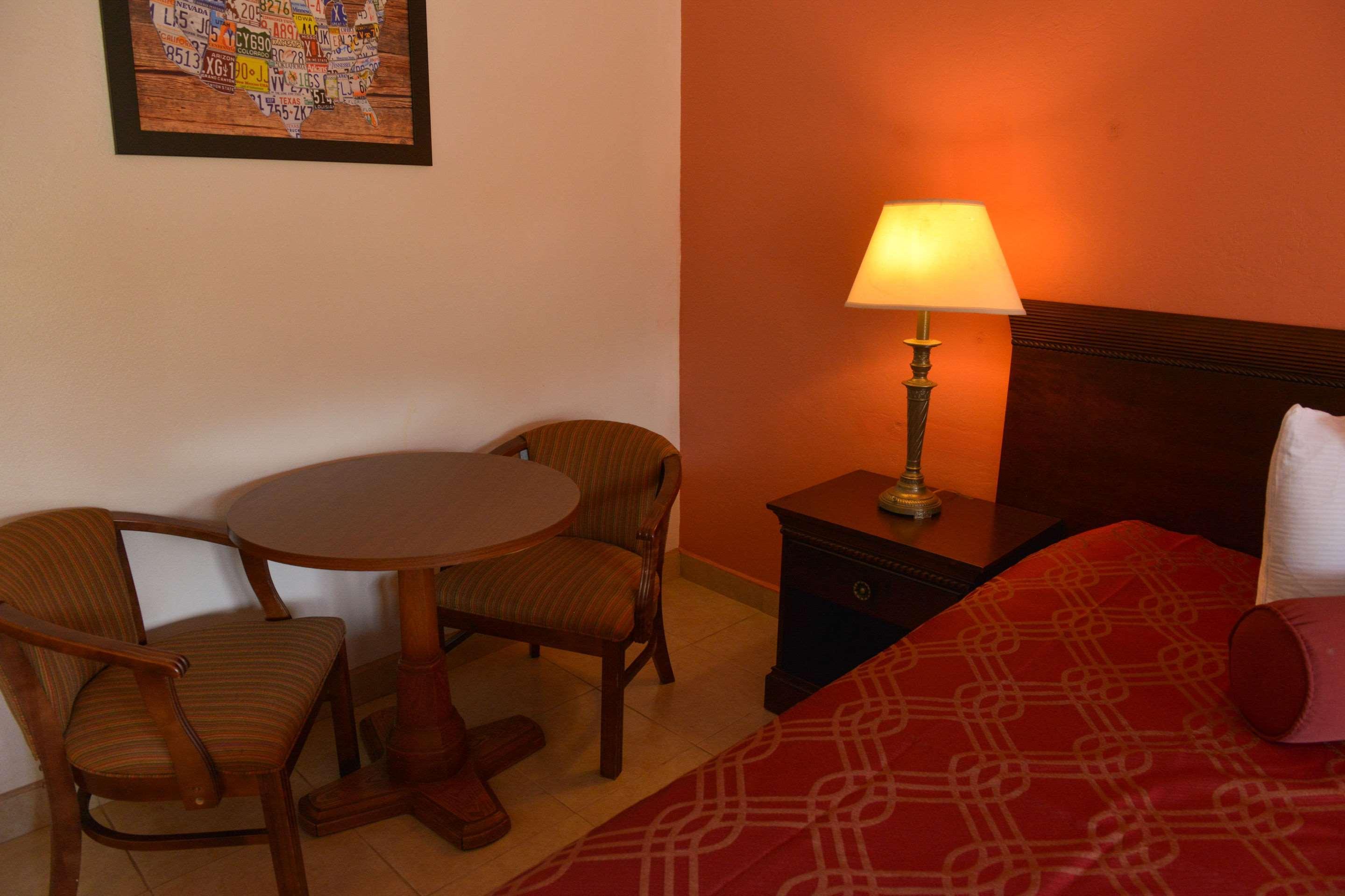 Econo Lodge North North Fort Myers Extérieur photo