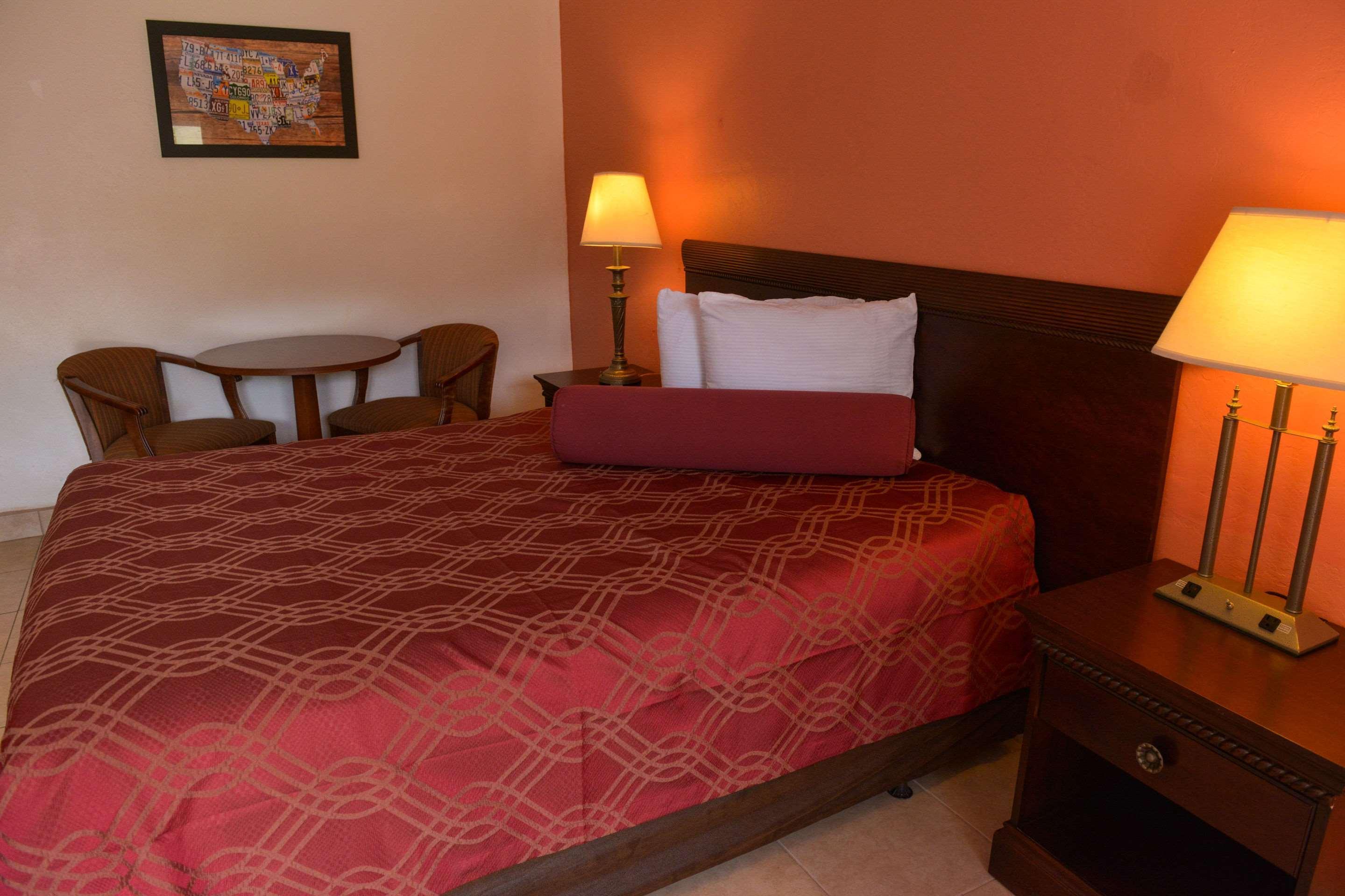 Econo Lodge North North Fort Myers Extérieur photo
